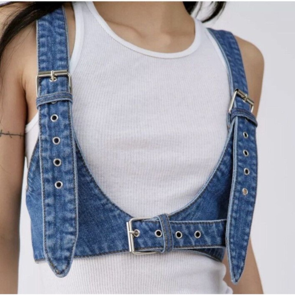 NWT Urban Outfitters Maisie Denim Harness Size M  Box 4/18